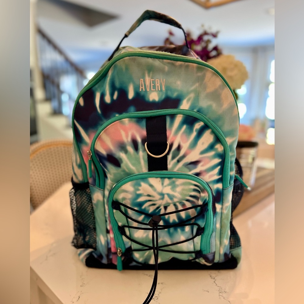 Pottery Barn kids - Gear-Up Oceana Spiral Tie Dye Recycled Backpack, Large - Picture 5 of 5